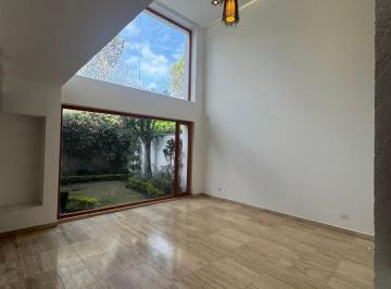 Casa de 3 habitaciones, Quito · Casa Moderna de Renta en Cumbaya Zona Céntrica
