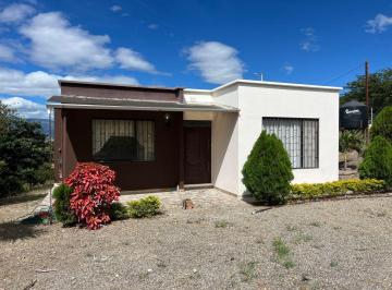 Casa de 3 habitaciones, Santa Isabel · Casa Vacacional en Yunguilla Sector Los Faiques