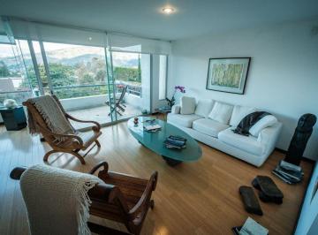 Departamento de 2 habitaciones, Quito · Departamento con Terraza en Cumbaya con Hermosa Vista Al Cotopaxi