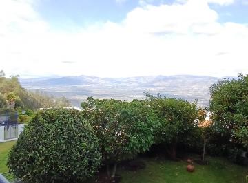 Departamento de 3 habitaciones, Quito · En Venta Exclusivo Departamento Duplex 3 Habitaciones, 2 Garajes, Jardin _ Monteserrin