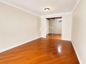 Casa en Venta de 3 habitaciones Norte de Quito · Casa en Venta – Norte de Quito | Amplios Espacios + Suite Independiente