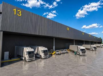 Bodega-Galpón , Quito · En Venta o Renta Bodegas - Galpones Desde 460 m² en Plaza Comercial Sector Vía Al Aeropuerto