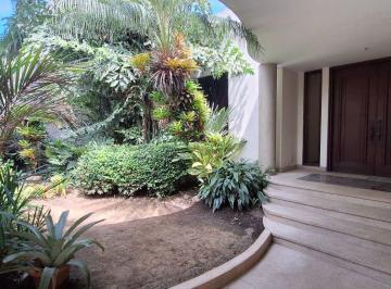 Casa de 5 habitaciones, Guayaquil · Urdesa Av Circunvalación Norte Dr Otto Arosemena Propiedad Comercial / Residencial Venta