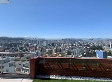 Departamento de 3 habitaciones, Quito · Arriendo Penthouse de Lujo en Quito Tennis, con Terraza Privada