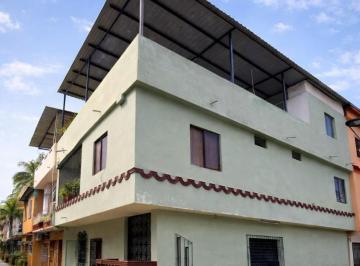 Casa · 319m² · 5 Habitaciones · Venta de Casa con Local Comercial en Sauces 3, Guayaquil | 6 Habitaciones Ae