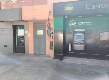 Local comercial , Quito · Arriendo Local, en Calle Muy Comercial Para Consultorios, Oficinas, Laboratorios, Etc