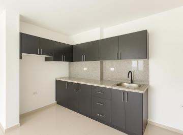 Departamento · 60m² · 2 Habitaciones · Departamento de 2 Dorm. y Patio en Barbasquillo