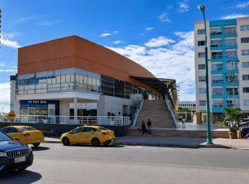 Local comercial · 28m² · Locales Comerciales en Plaza del Sol, Sur de Manta