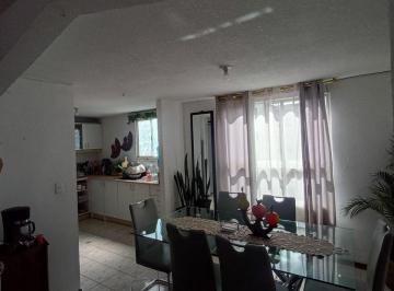 Departamento de 3 habitaciones, Quito · Departamento Duplex en Venta. frente a La Plataforma Gubernamental del Sur.