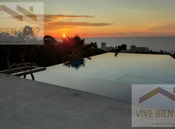 PISCINA · Vendo Casa en Casablanca Frente Al Mar.