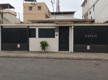 Casa de 4 habitaciones, Guayaquil · Se Vende Casa Una Sola Planta en Kenned A. Blum