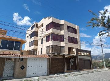 Departamento de 4 habitaciones, Riobamba · Departamento Semi Amoblado en Alquiler de 190 m² con 4 Habitaciones Master en El Norte de Riobamba