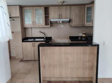 Casa de 4 habitaciones, Quito · Casa en Venta 3 Pisos