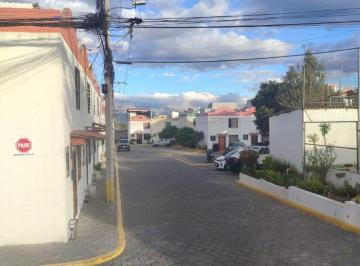 Casa de 3 habitaciones, Quito · Asa en Venta Conjunto San Camilo Calderón.