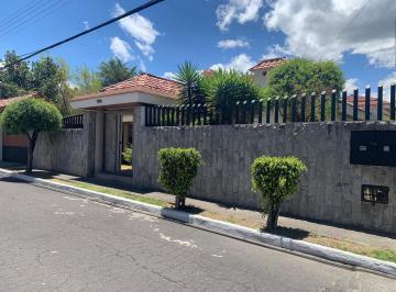 Casa · 459m² · 5 Habitaciones · 4 Estacionamientos · Casa de Venta Urbanizacion San Isidro