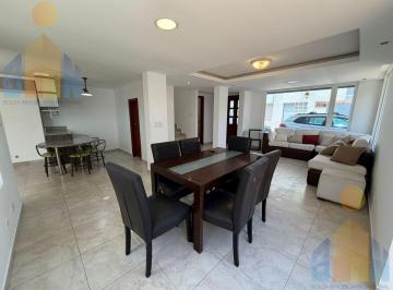 Casa · 170m² · 4 Habitaciones · 2 Estacionamientos · Casa Amoblada en Renta (Arriendo) - Cumbayá