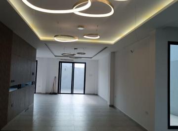 Casa de 4 habitaciones, Guayaquil · Alquiler Isla Celeste Semi Amoblada