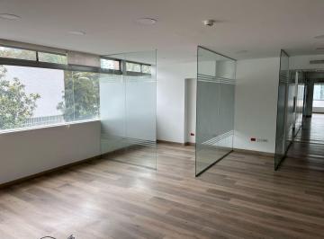 Oficina comercial · 174m² · 5 Estacionamientos · Oficina en Renta 174 m² con 5 Parqueaderos, Sector Orellana y Coruña. Edificio con Generador