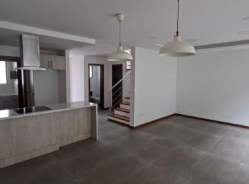 Casa · 156m² · 3 Habitaciones · Casa - Tumbaco