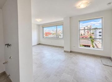 Departamento de 3 habitaciones, Quito · Departamento a Estrenar en Venta – Sector Kennedy 3 Dorm.