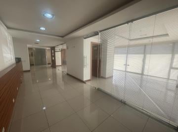 Oficina comercial · 242m² · 4 Estacionamientos · Renta/venta Amplia Oficina con Divisiones Av Eloy Alfaro y Gaspar de Villarroel