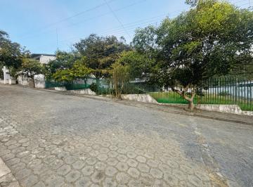 Casa de 5 habitaciones, Quito · Casa con Terreno en Venta Bellavista