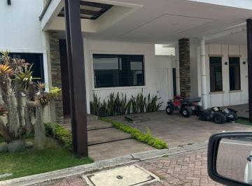 Casa de 5 habitaciones, Guayaquil · Casa en Alquiler Punta Esmeralda Via a La Costa