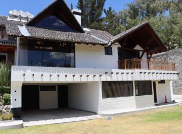 Casa de 3 habitaciones, Quito · Casa en Venta en Carcelén – Sector Urabá | Casa + Suite Independiente