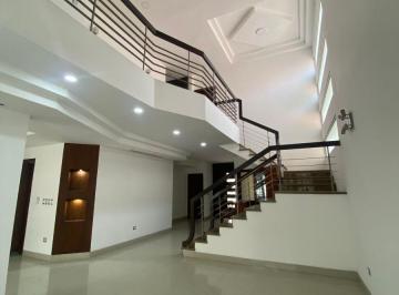 Casa de 4 habitaciones, Guayaquil · Alquilo Linda Casa en Via Samborondón