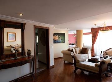Departamento de 3 habitaciones, Quito · Departamento de Venta, Sector Miravalle