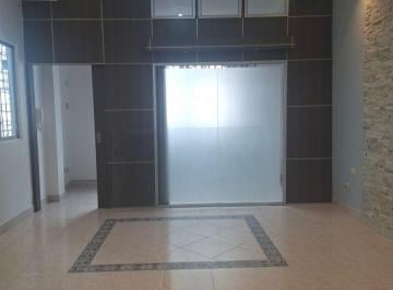 Departamento de 3 habitaciones, Guayaquil · Alquilo Bonito Departamento 3 Dorm.