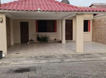 Casa de 3 habitaciones, Daule · Bonita Casa Villa Club