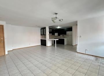 Departamento de 3 habitaciones, Quito · Departamento de Venta con Balcon - Sector Parque de La Armenia