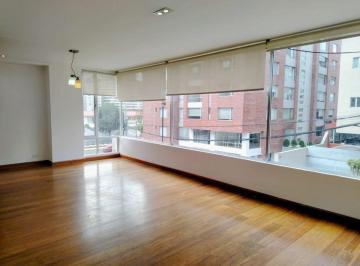 Departamento de 3 habitaciones, Quito · En Renta Departamento 3 Habitaciones, 2 Parking _ Av Portugal (Cerca)