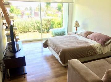 Departamento de 3 habitaciones, Quito · Departamento de 138 m² Mas Jardin de 50 m² con 3 Dorm. en Alquiler en Cumbayá