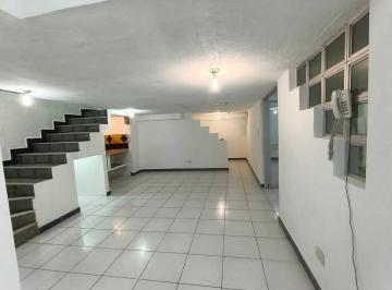 Oficina comercial · 184m² · 650 Oficina en Alquiler en Quito Norte Av Colón