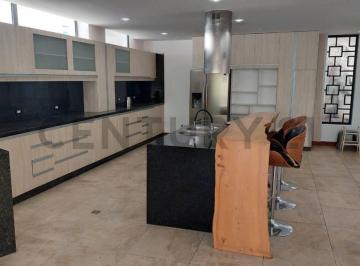 Departamento · 200m² · 3 Habitaciones · 2 Estacionamientos · Departamento de 3 Habitaciones y Amplio Jardín de Renta en Cumbaya