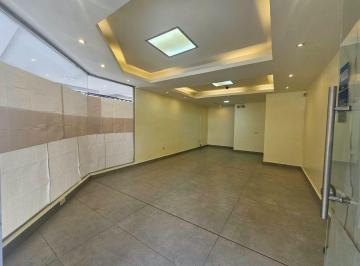 Local comercial , Quito · Alquiler Local Comercial 37 m² Calle Brasil y Mariano Echeverria, Sector Quito Tenis