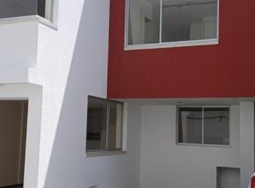 Casa · 122m² · 3 Habitaciones · 1 Estacionamiento · Calderón - Carapungo, Casa a Estrenar de 122 m² en Venta