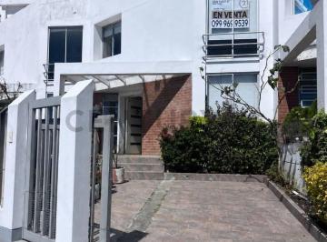 Casa · 120m² · 3 Habitaciones · Casa en Venta | Urbanización Paseos del Pichincha – Norte de Quito