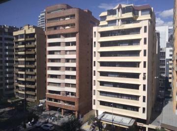 Oficina comercial , Quito · Oficina de 100 m² con 2 Estacionamientos y 1 Bodega en Alquiler en República de El Salvador