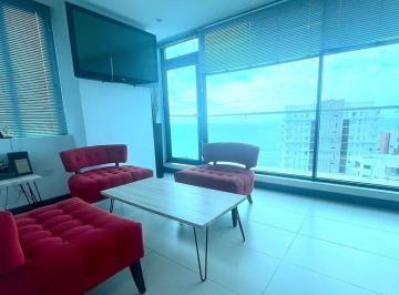 Oficina comercial · 83ha · 1 Estacionamiento · Oficina de Lujo con Vista Al Mar, en Manta Business Center - Sb