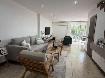 Casa de 3 habitaciones, Guayaquil · Urb Villas del Bosque Casa en Venta 3 Dorm. Via a La Costa 4 To Retorno