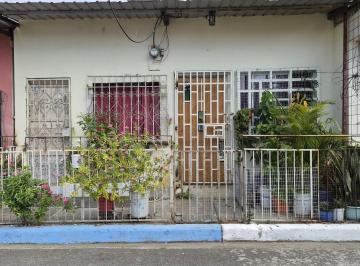 Casa · 100m² · 3 Habitaciones · Casa en Venta Atras de La Coviem Sur de Gye Sans