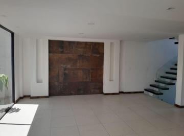 Casa de 4 habitaciones, Quito · Casa de Venta por Estrenar en Cumbayá | Urbanización Privada, Seguridad 24/7, 4 Estacionamientos