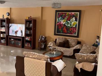 Casa de 4 habitaciones, Atacames · Esmeraldas, Via Atacames Casa de 3 Dorm.