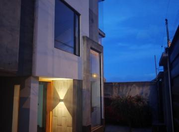 Casa de 4 habitaciones, Quito · Casa en Urbanización Urabá 1 - Carcelen