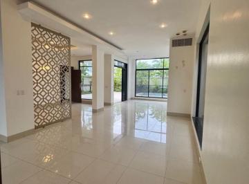 Casa de 3 habitaciones, Guayaquil · Alquilo Casa de Lujo en Samborondon Km 6 Urbanización Entrelagos, Piscina