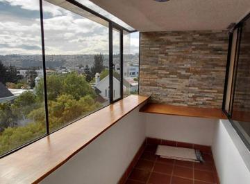 Casa de 3 habitaciones, Quito · Venta Amplio Departamento/187,51 M²/ La Urb. El Condado/ $140.000