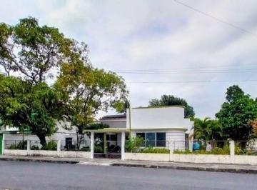Casa de 7 habitaciones, Guayaquil · Casa Rentera de Venta en Miraflores en Circuito Cerrado